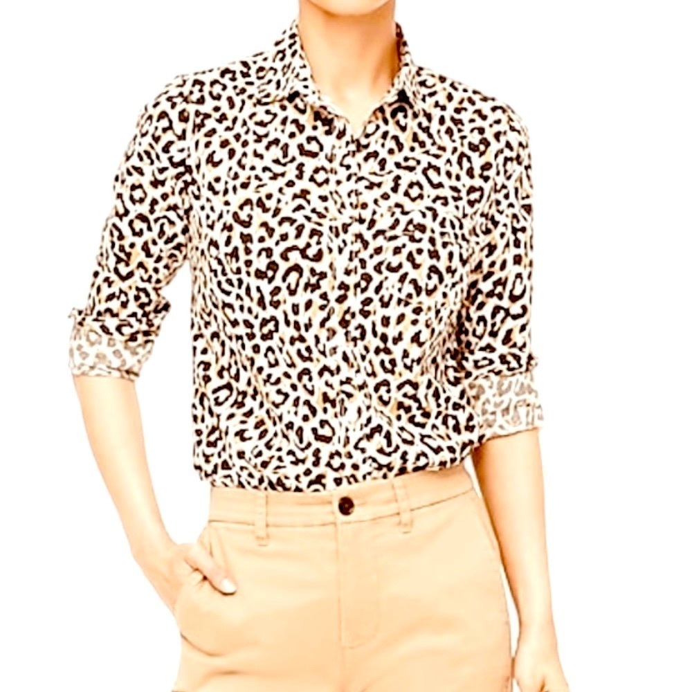NWOT J. Crew Leopard Button Down Poplin Shirt in Signature Fit Size XS